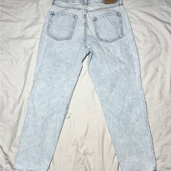 Aeropostale Women's Mom Jeans Size 8 Light Wash Distressed Ripped Denim - Picture 9 of 13